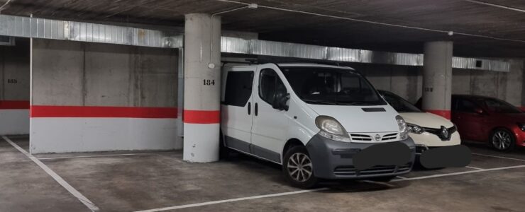 GARAJE EN VENTA EN VIA UNIVERSITAS