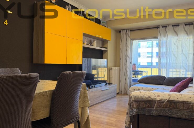 PISO EN VENTA EN AVENIDA DE NAVARA